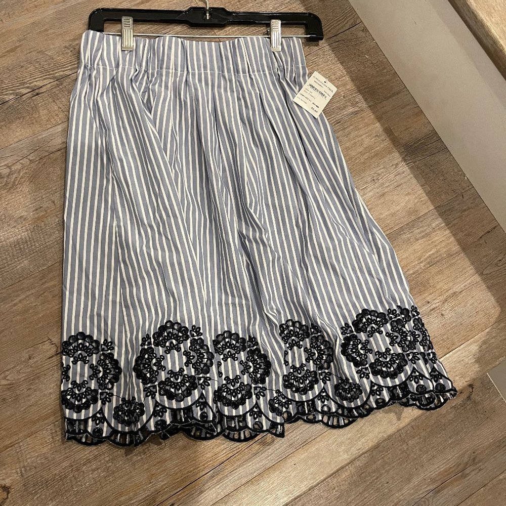 Joe Fresh striped and eyelet skirt- size XS
